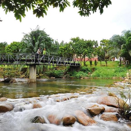 Akantuka Homestay Chanthaburi Exteriör bild