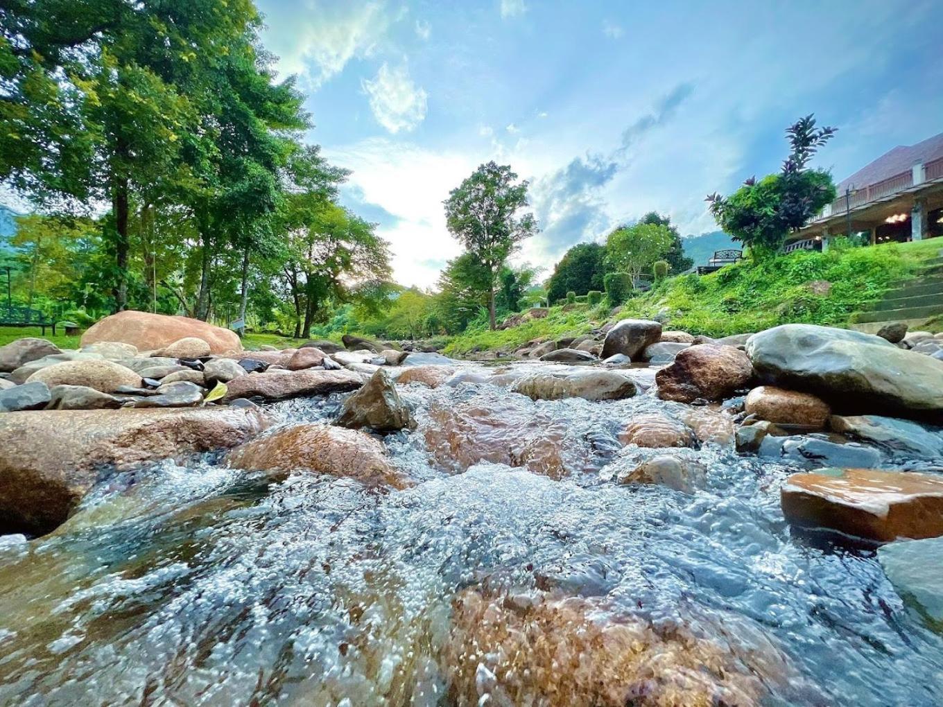 Akantuka Homestay Chanthaburi Exteriör bild