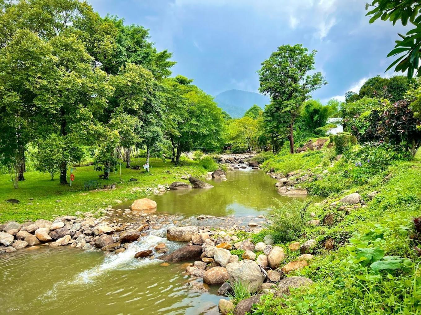 Akantuka Homestay Chanthaburi Exteriör bild