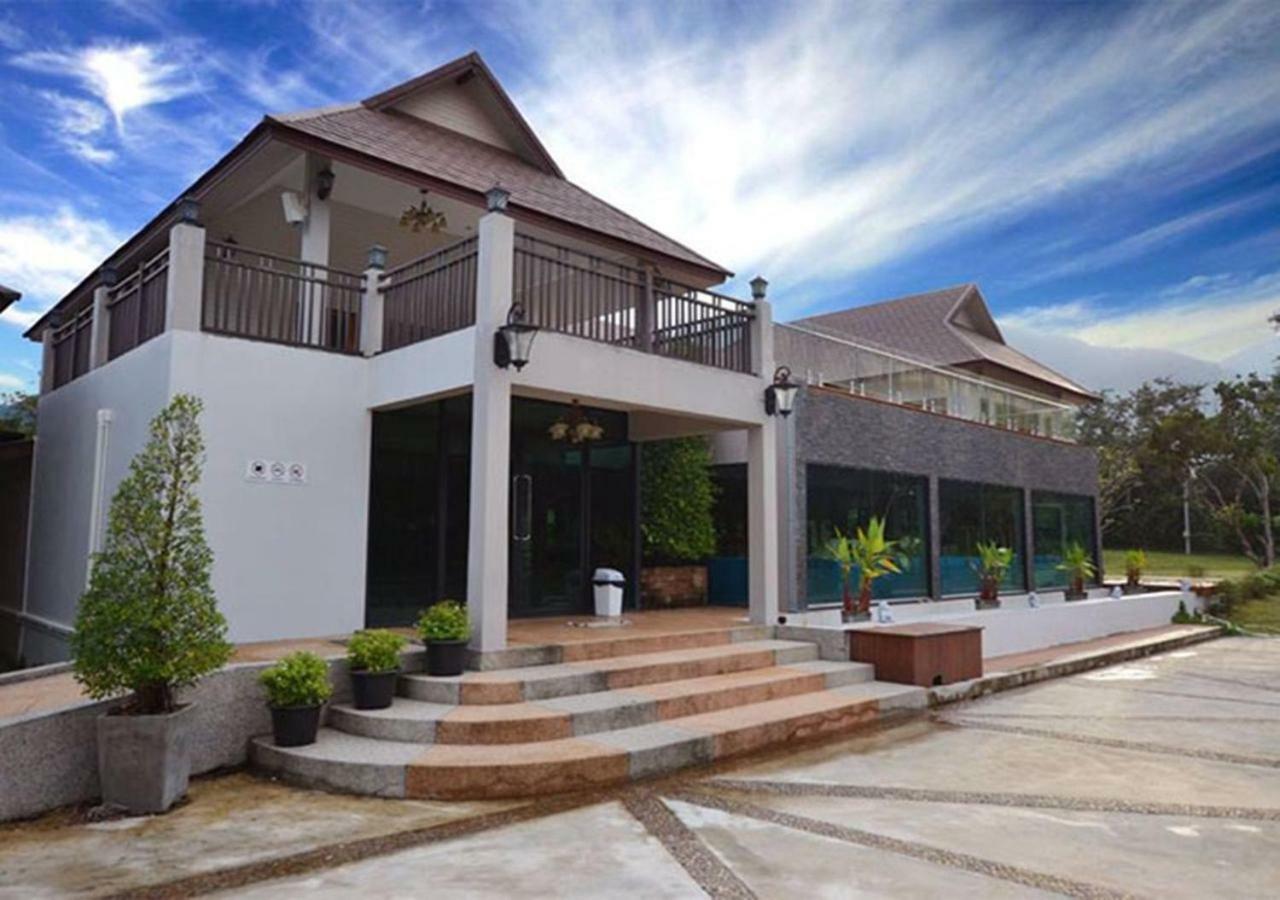 Akantuka Homestay Chanthaburi Exteriör bild