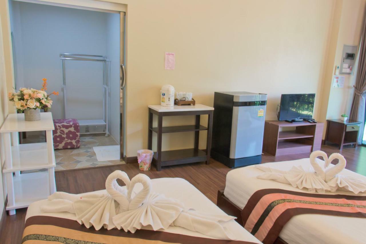 Akantuka Homestay Chanthaburi Exteriör bild