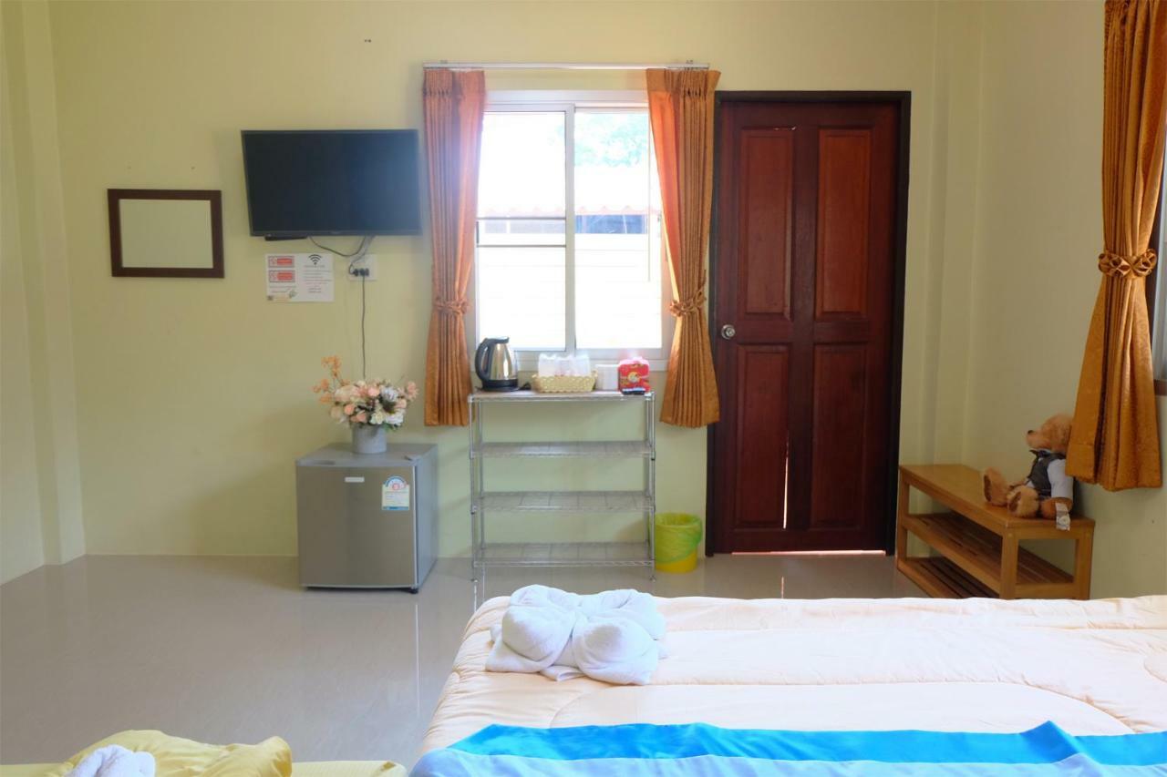 Akantuka Homestay Chanthaburi Exteriör bild