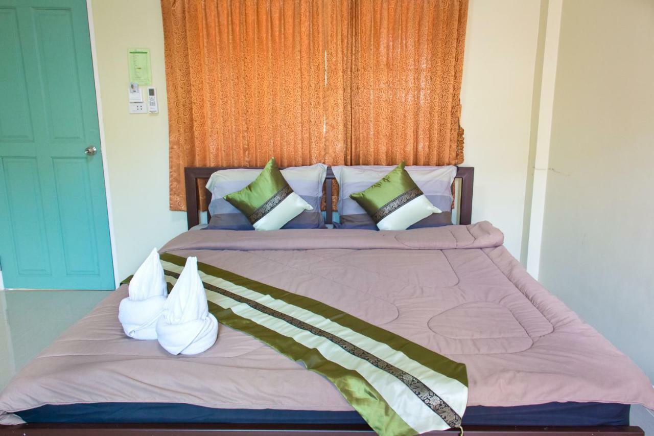 Akantuka Homestay Chanthaburi Exteriör bild