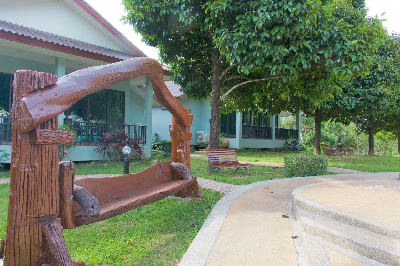 Akantuka Homestay Chanthaburi Exteriör bild