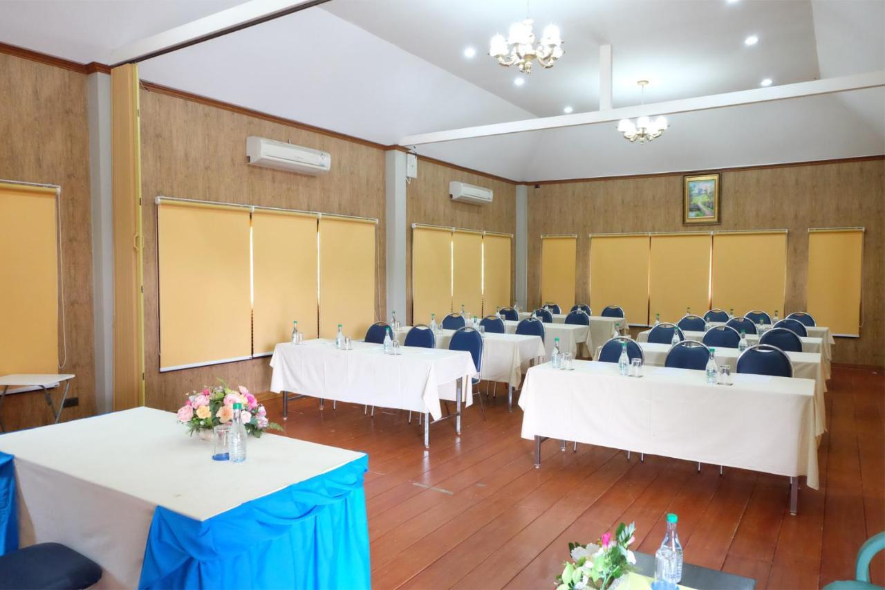 Akantuka Homestay Chanthaburi Exteriör bild