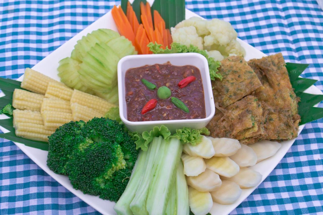 Akantuka Homestay Chanthaburi Exteriör bild