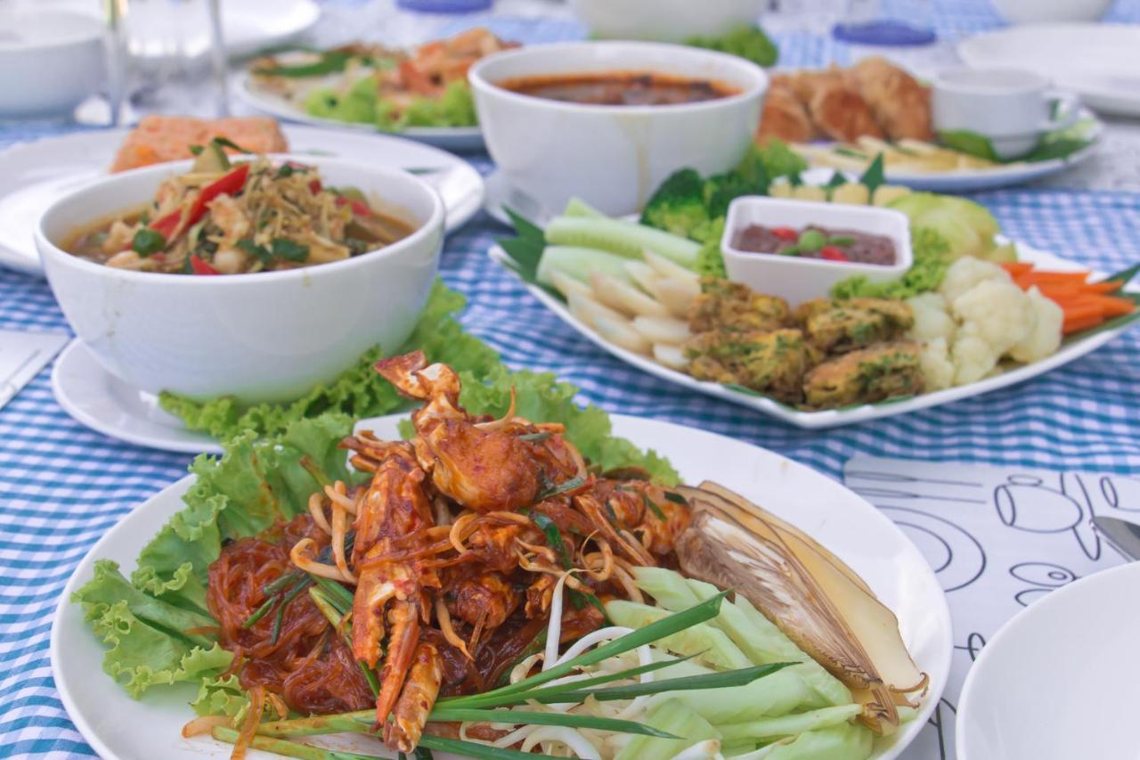 Akantuka Homestay Chanthaburi Exteriör bild