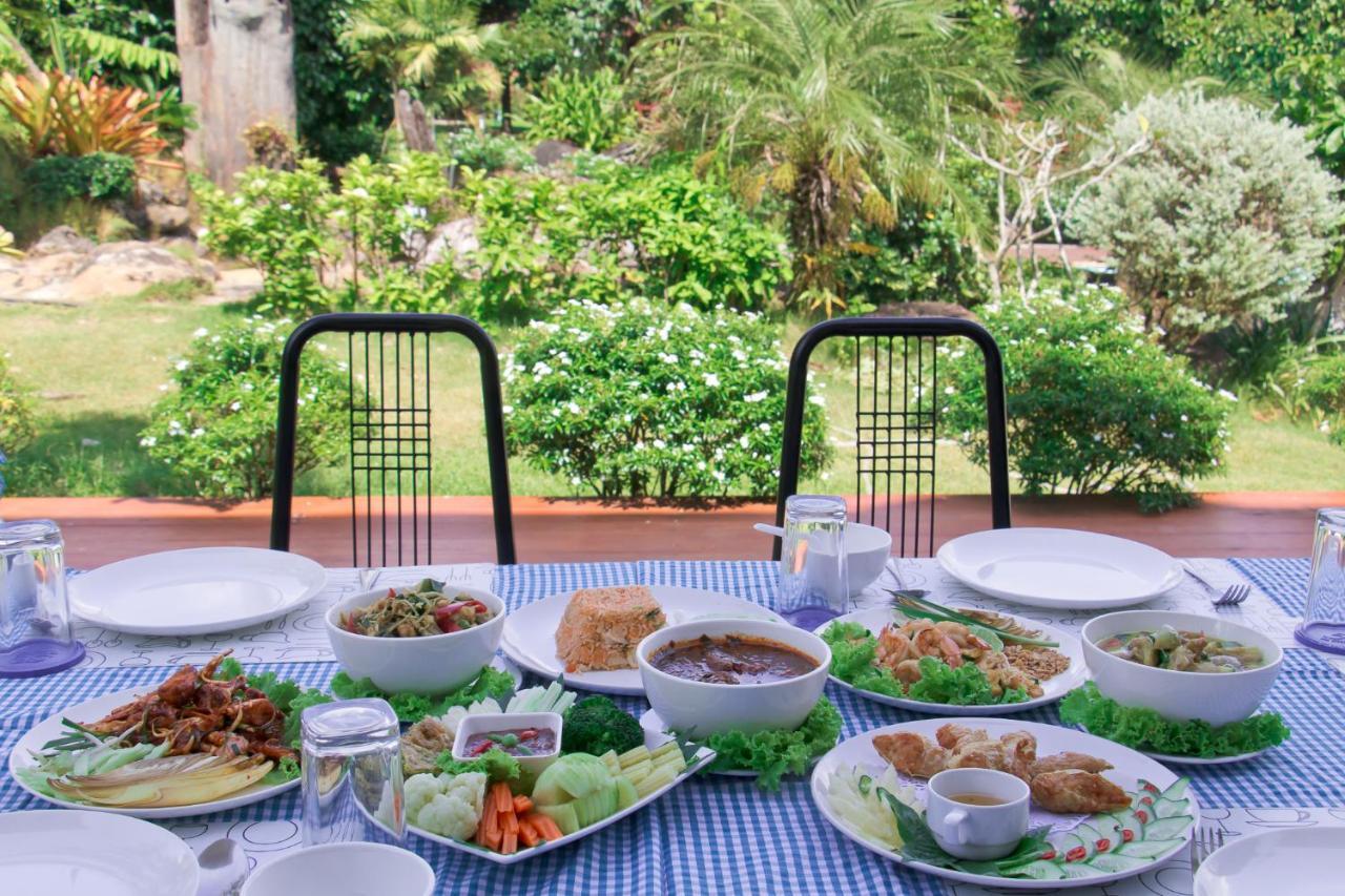 Akantuka Homestay Chanthaburi Exteriör bild